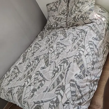 Проживание в семье Chez 1 Carbon-Blanc